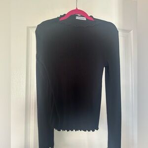 Gilli Black Long Sleeve Ribbed Sweater